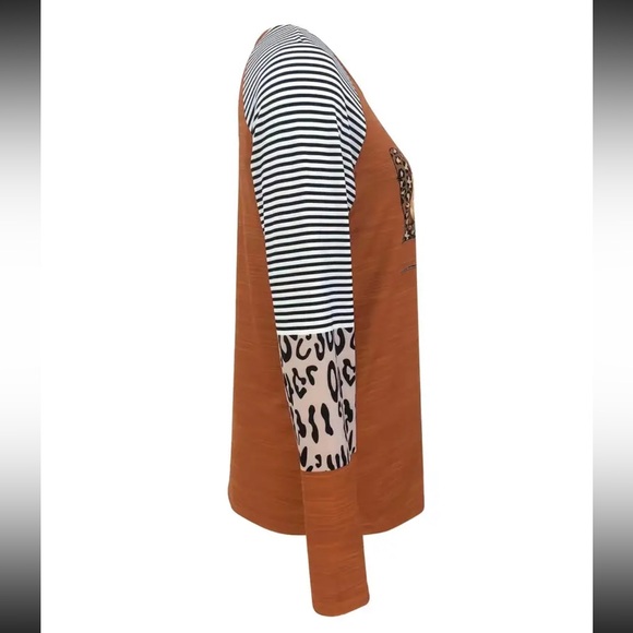 Pumpkin Chic LOVE Print Long Sleeve Tee - Picture 2 of 8